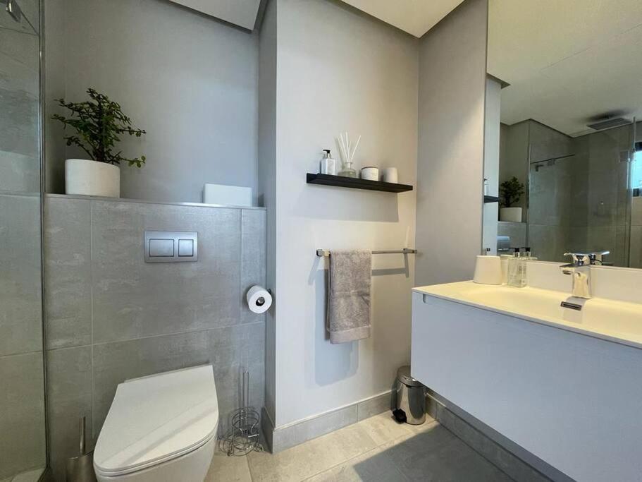 Luxurious 1 Bedroom Apartment Cape Town Exterior photo